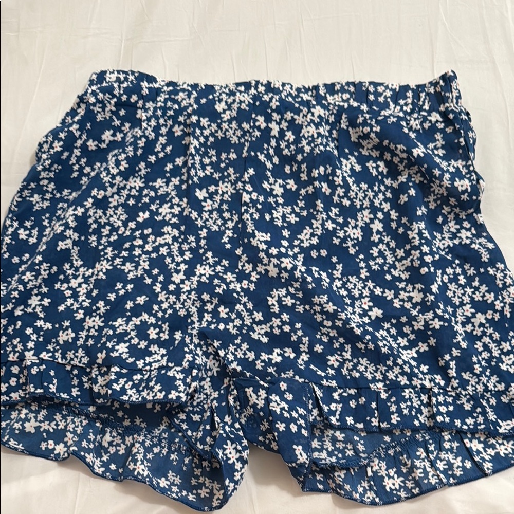 SHEIN Blue and White High Waist Floral Shorts